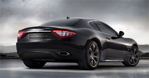 Maserati Gran Turismo S vista trasera